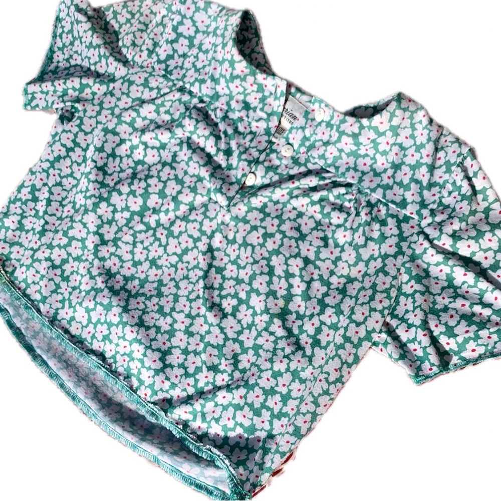 Darian Petites Vintage Green/White Floral Top Button Up Front Horizontal Yoke 🌼 - Picture 5 of 14
